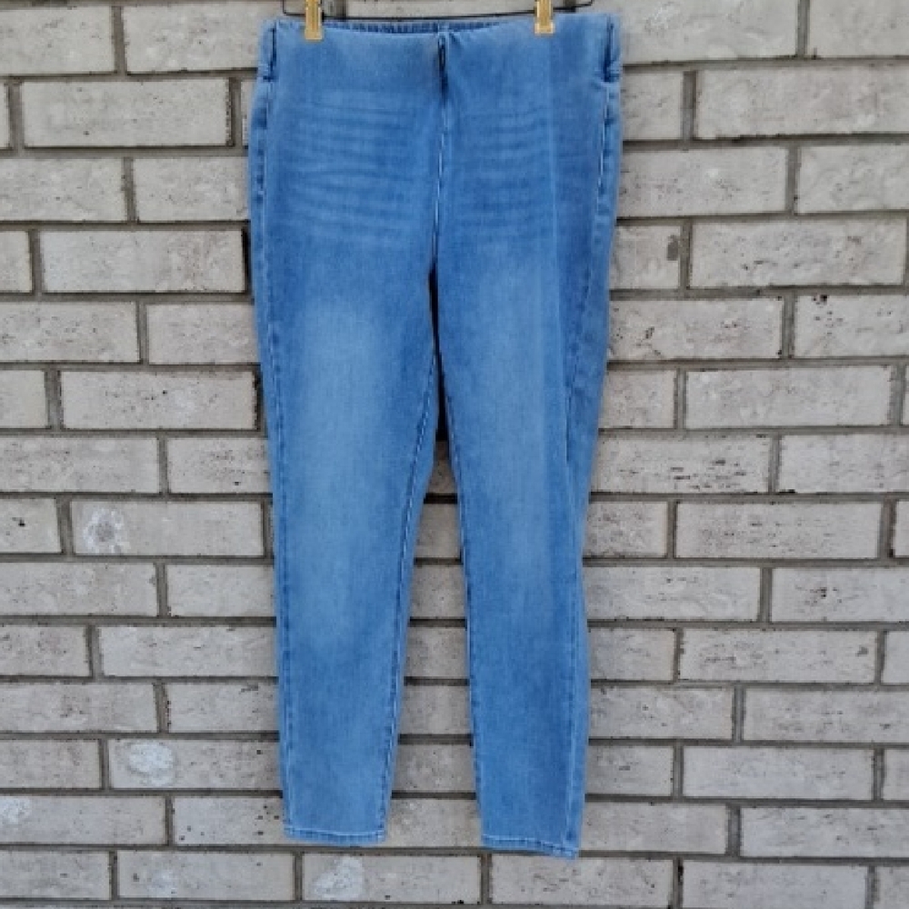 Soft Surroundings Light Blue Jeans